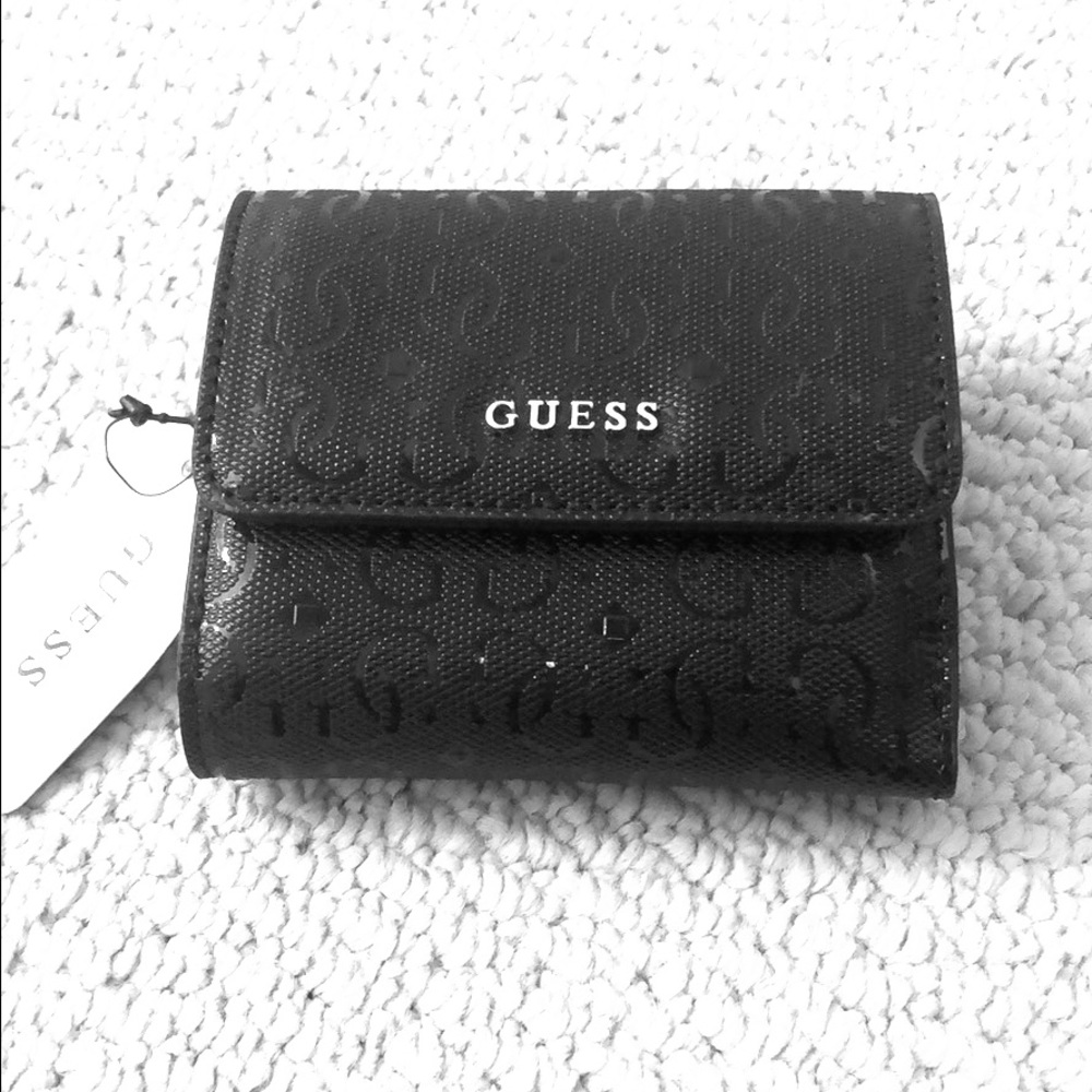 Guess wallet